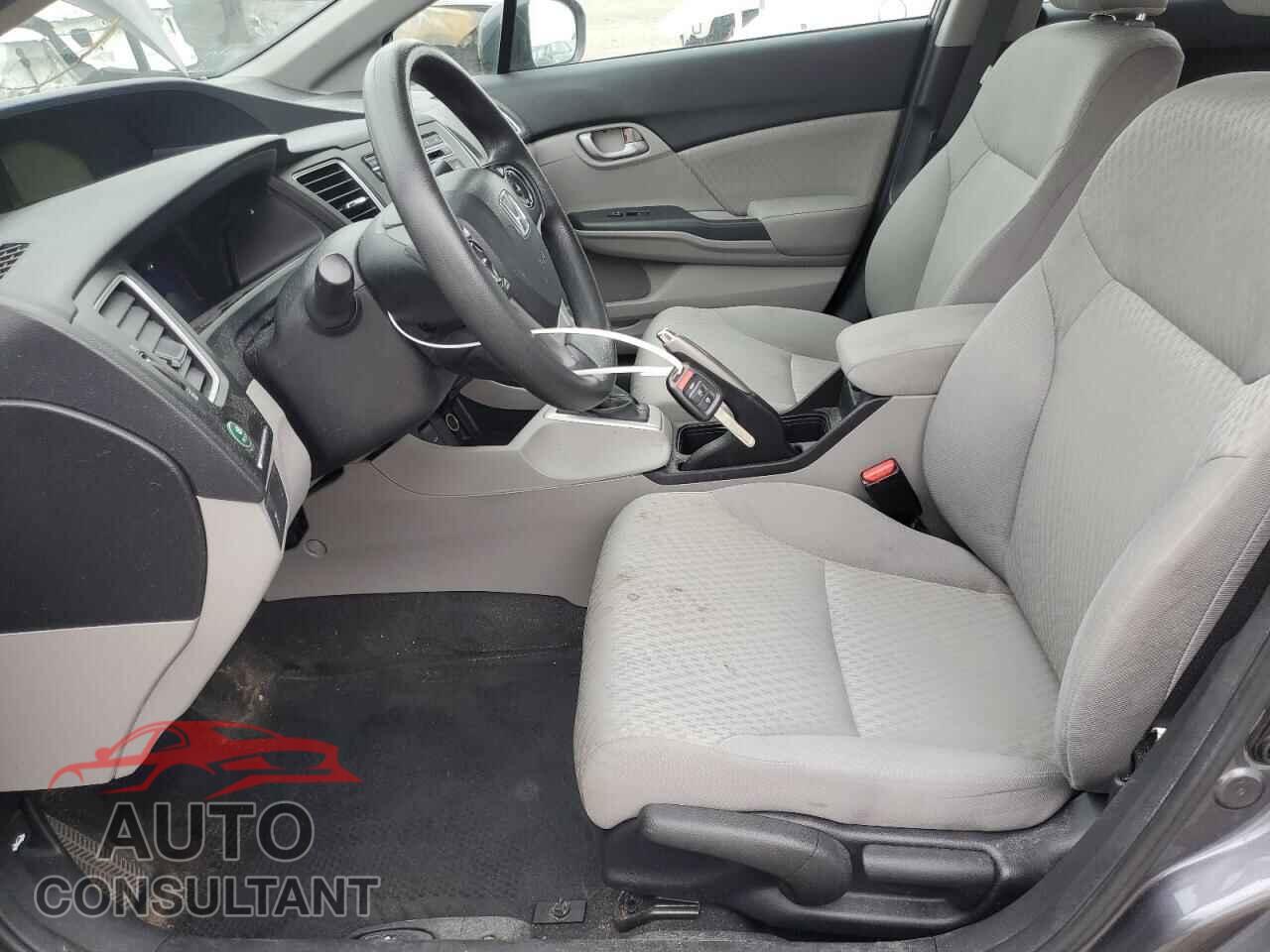 HONDA CIVIC 2015 - 2HGFB2E57FH502255