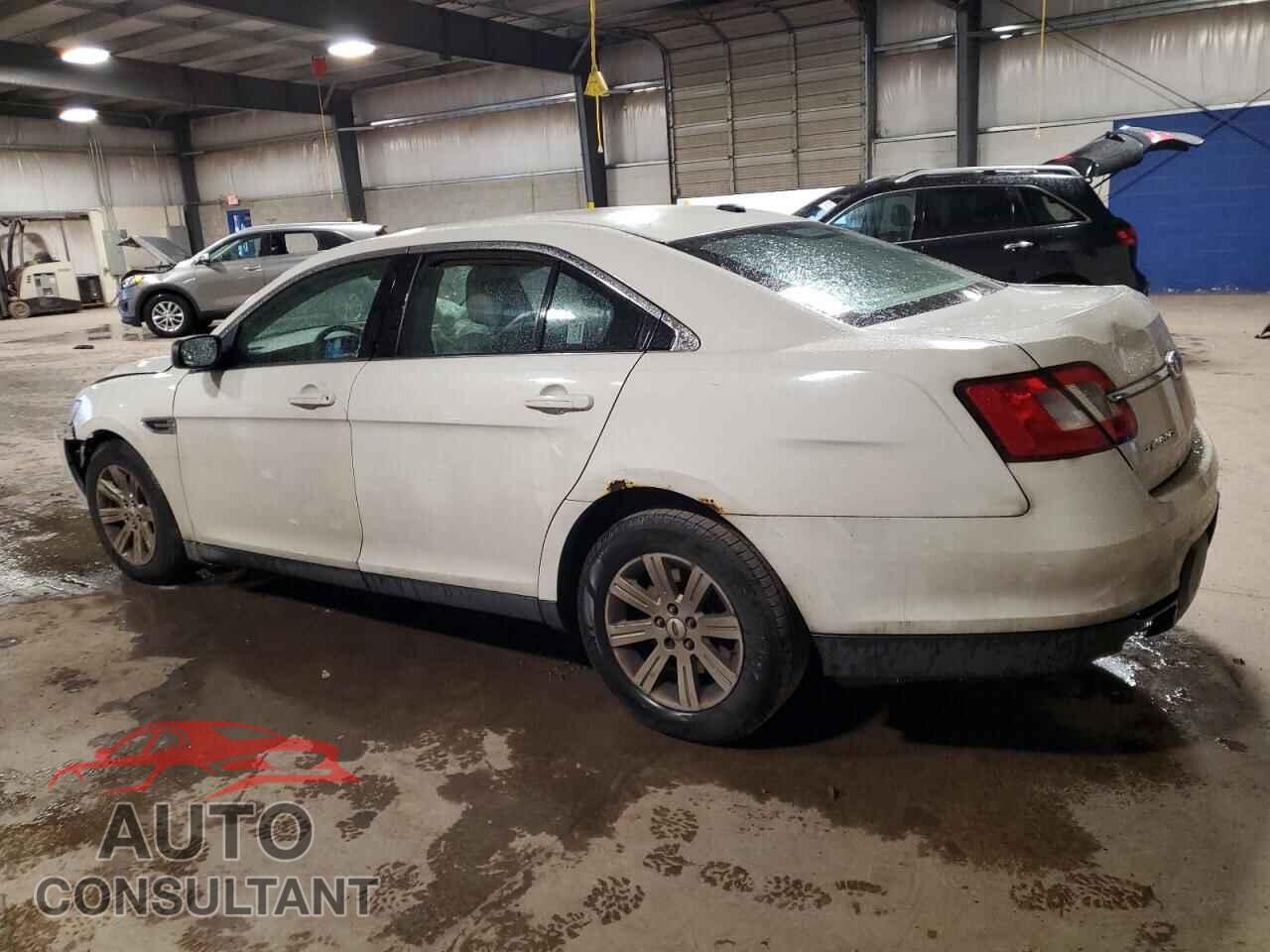 FORD TAURUS 2011 - 1FAHP2DW6BG165673