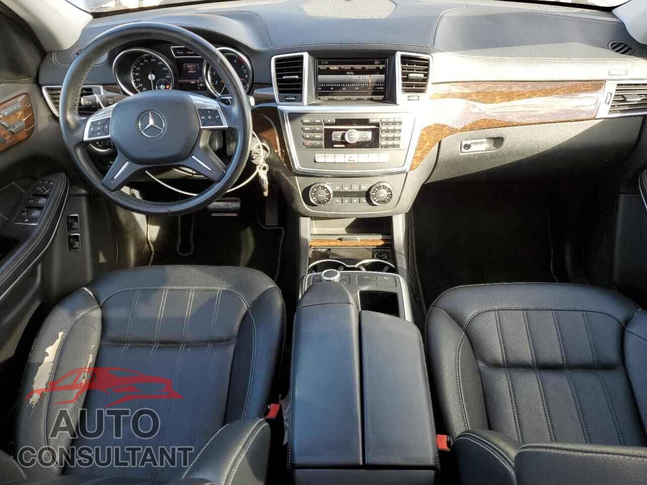 MERCEDES-BENZ GL-CLASS 2013 - 4JGDF7CE3DA122606