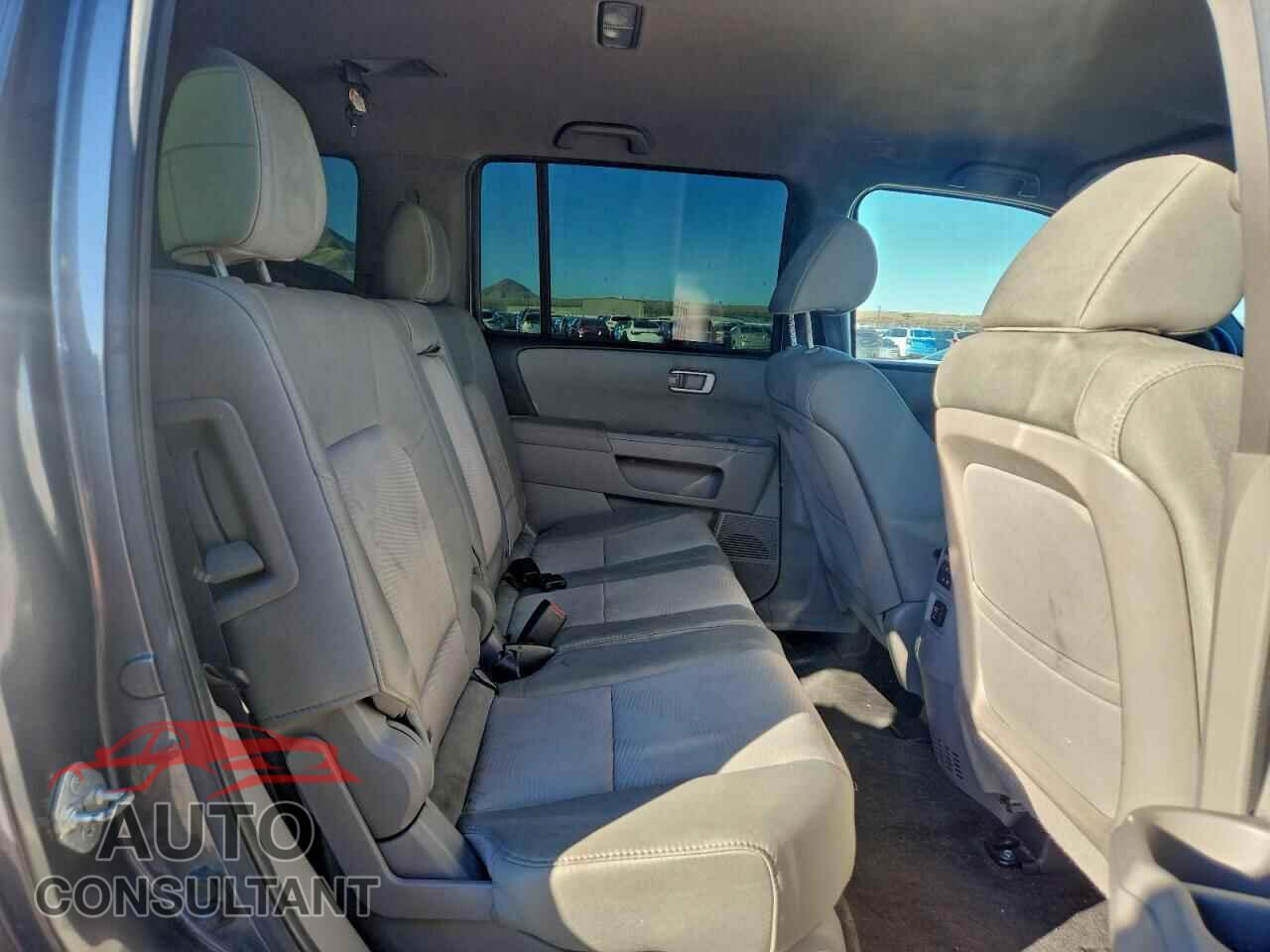HONDA PILOT 2012 - 5FNYF4H22CB032341