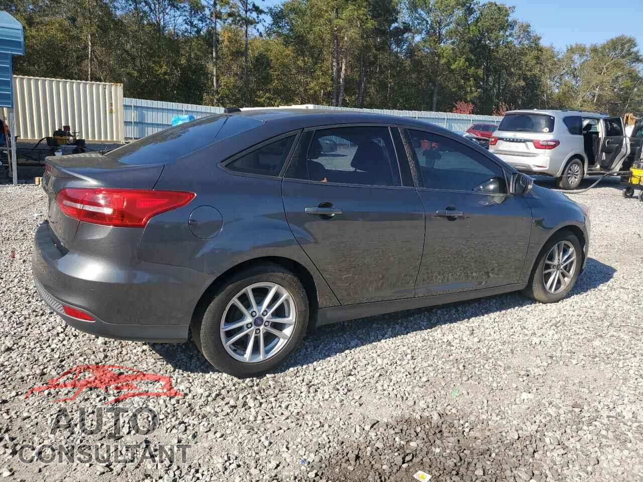 FORD FOCUS 2017 - 1FADP3F24HL317108