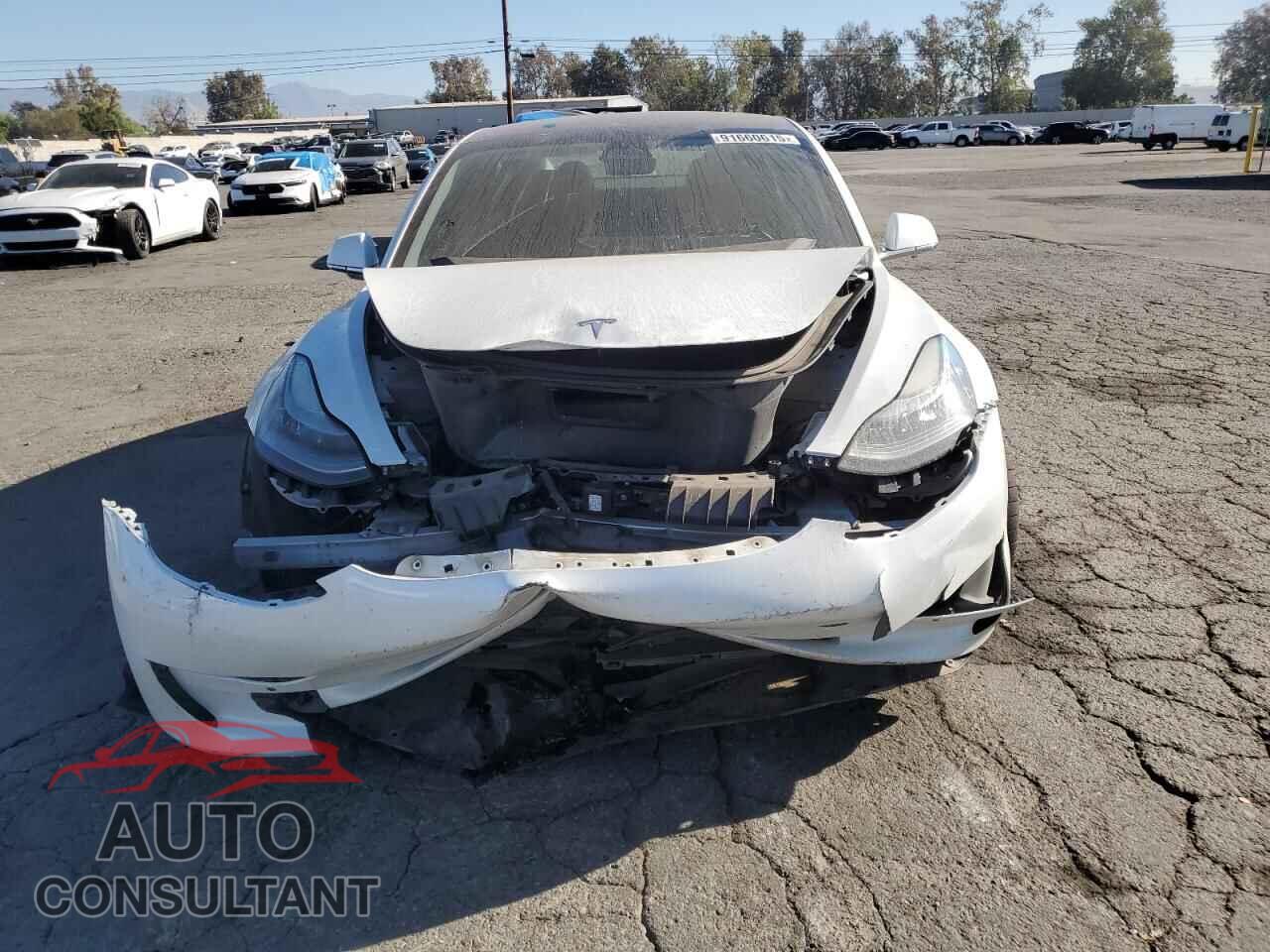 TESLA MODEL 3 2018 - 5YJ3E1EB4JF084258
