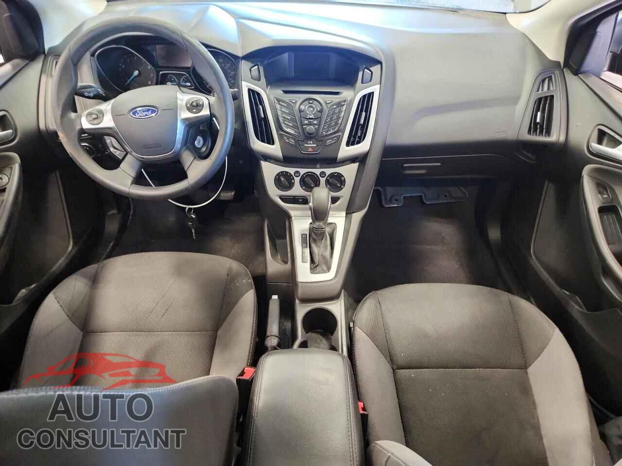 FORD FOCUS 2014 - 1FADP3F2XEL322762