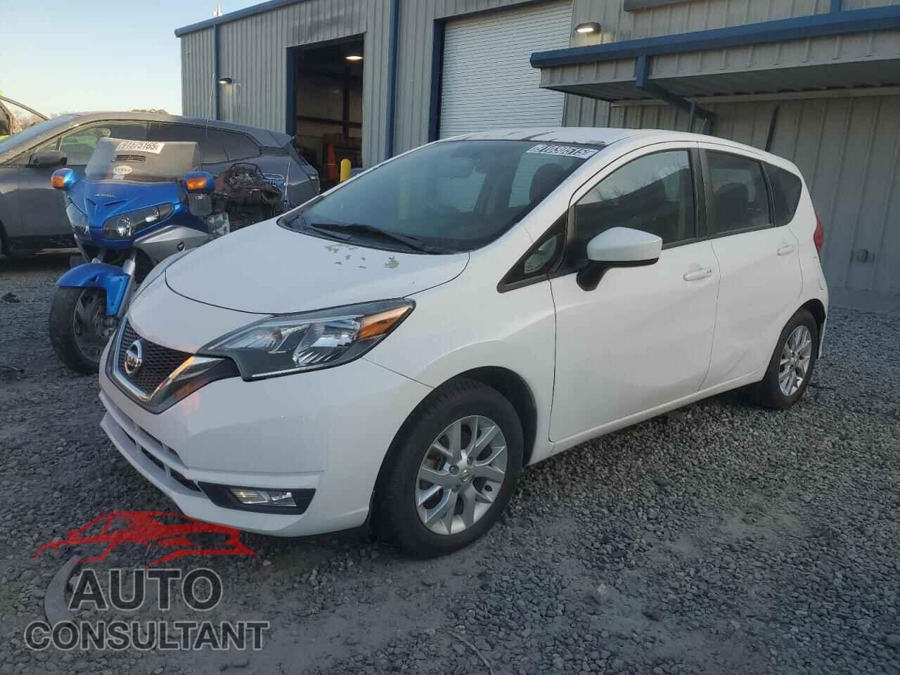 NISSAN VERSA 2018 - 3N1CE2CP9JL355453