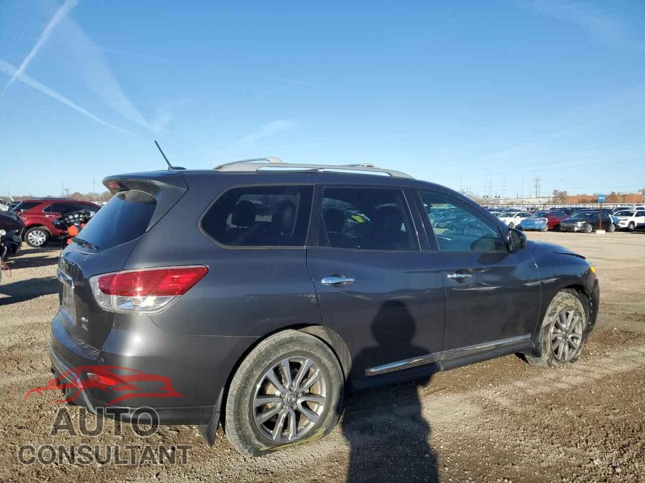 NISSAN PATHFINDER 2013 - 5N1AR2MM2DC608749