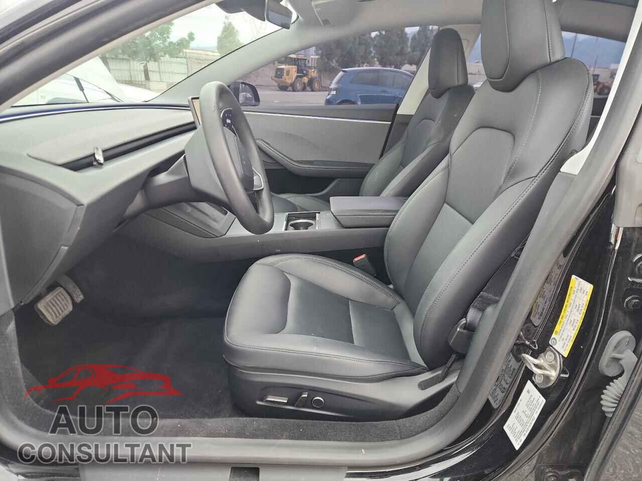 TESLA MODEL 3 2024 - 5YJ3E1EA7RF738527
