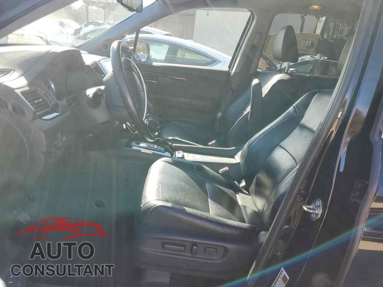 HONDA PILOT 2016 - 5FNYF6H05GB090413