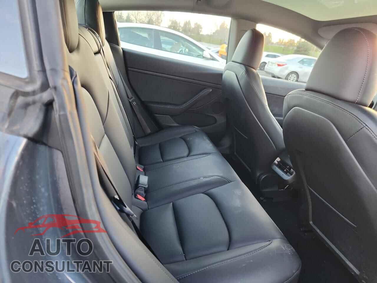 TESLA MODEL 3 2023 - 5YJ3E1EC7PF708071