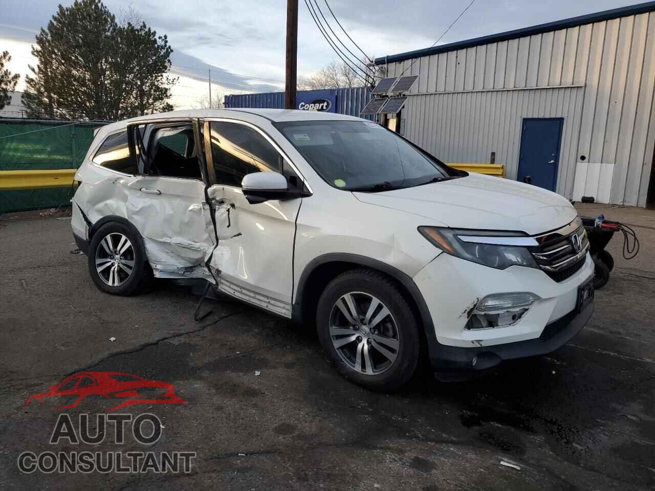 HONDA PILOT 2018 - 5FNYF6H38JB018736
