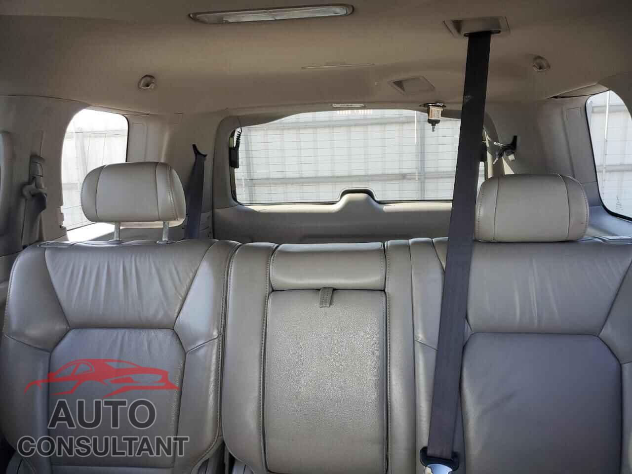 HONDA PILOT 2011 - 5FNYF3H54BB048446