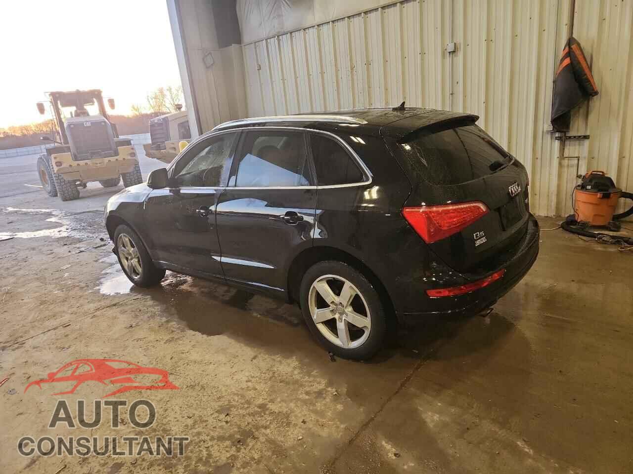 AUDI Q5 2011 - WA1LFAFP2BA073173