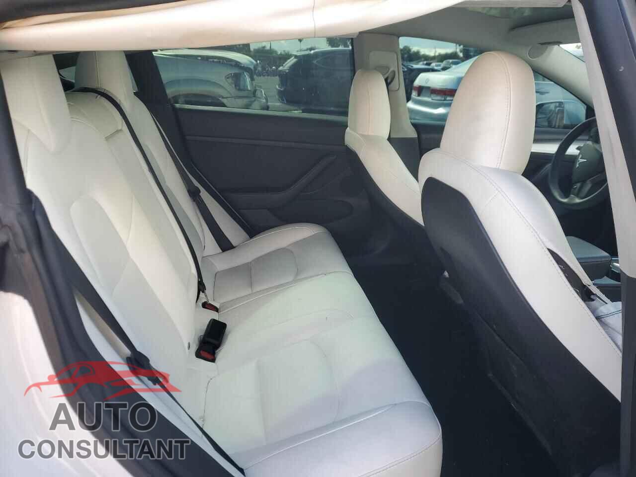 TESLA MODEL 3 2023 - 5YJ3E1EA9PF492075