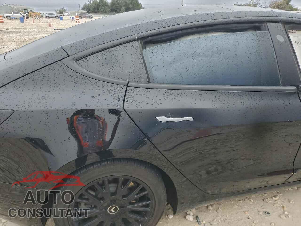 TESLA MODEL 3 2019 - 5YJ3E1EA4KF306564
