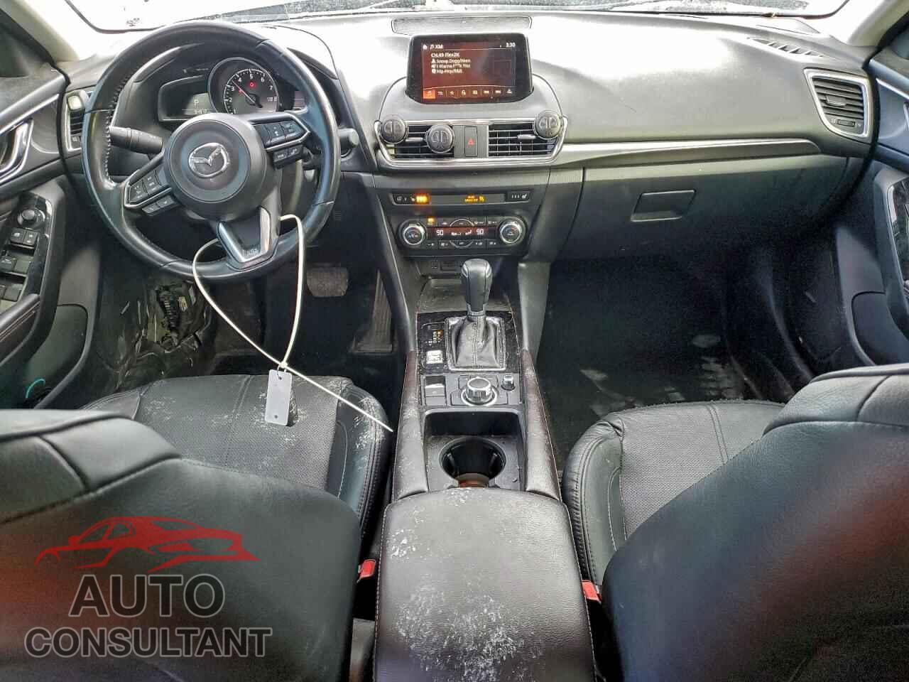 MAZDA 3 2017 - 3MZBN1W39HM130284