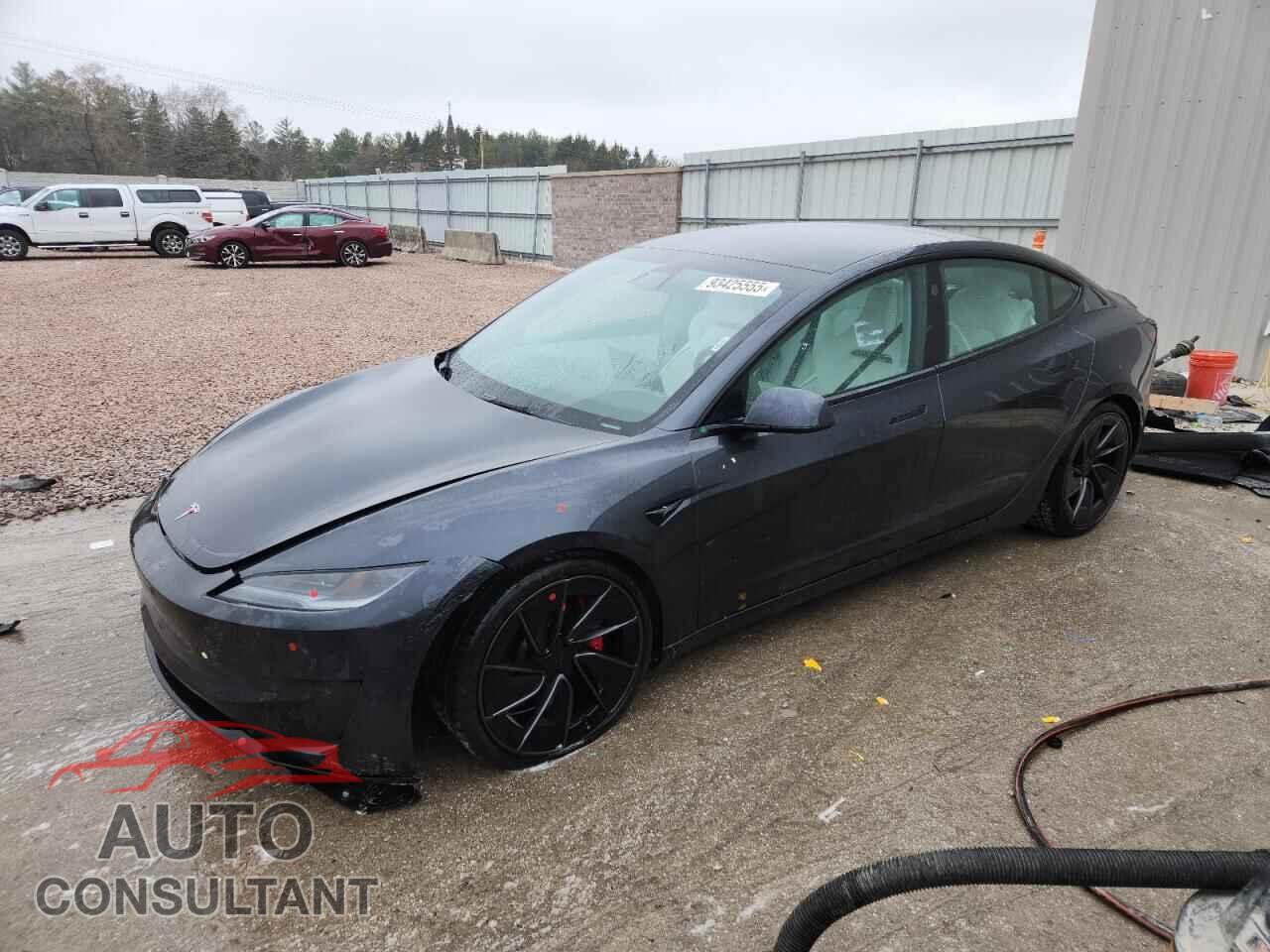 TESLA MODEL 3 2024 - 5YJ3E1ET4RF849943