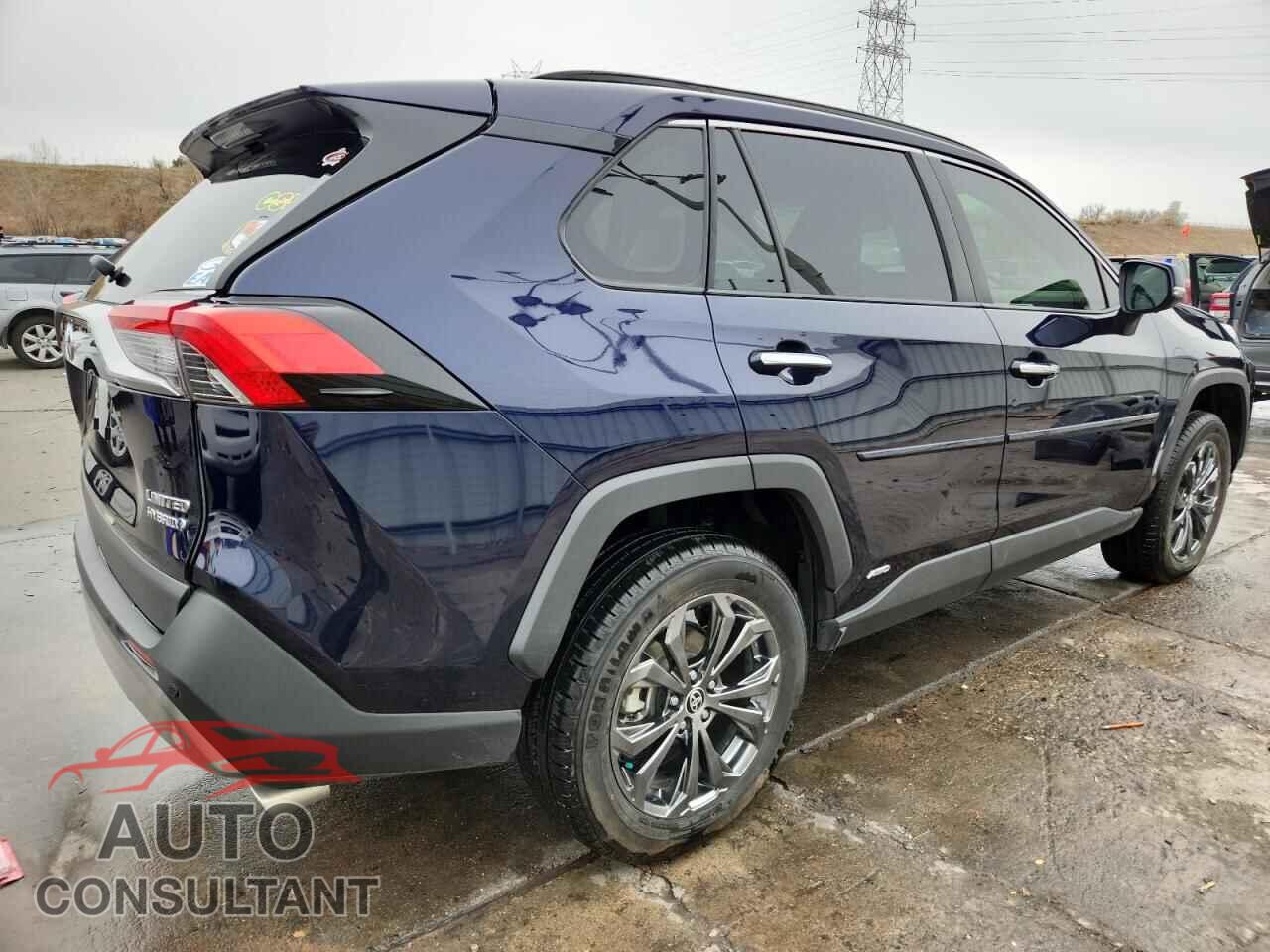 TOYOTA RAV4 2024 - JTMD6RFV3RD136751