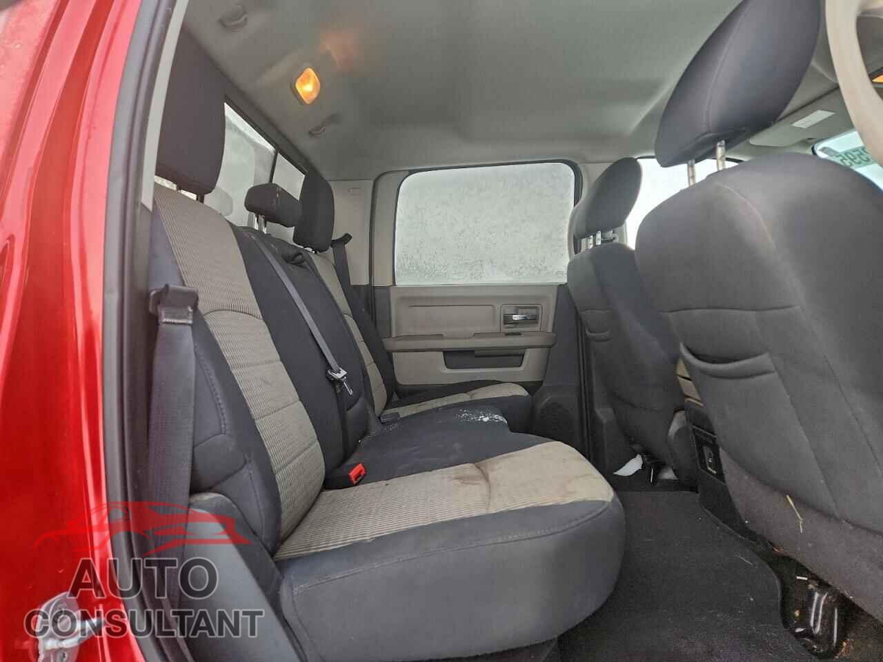 DODGE RAM 1500 2012 - 1C6RD7LT4CS107238