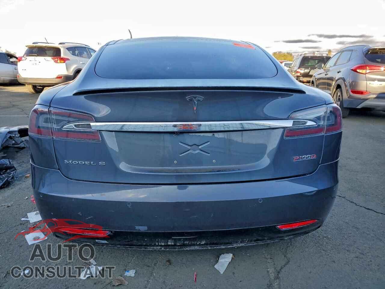 TESLA MODEL S 2018 - 5YJSA1E48JF249897