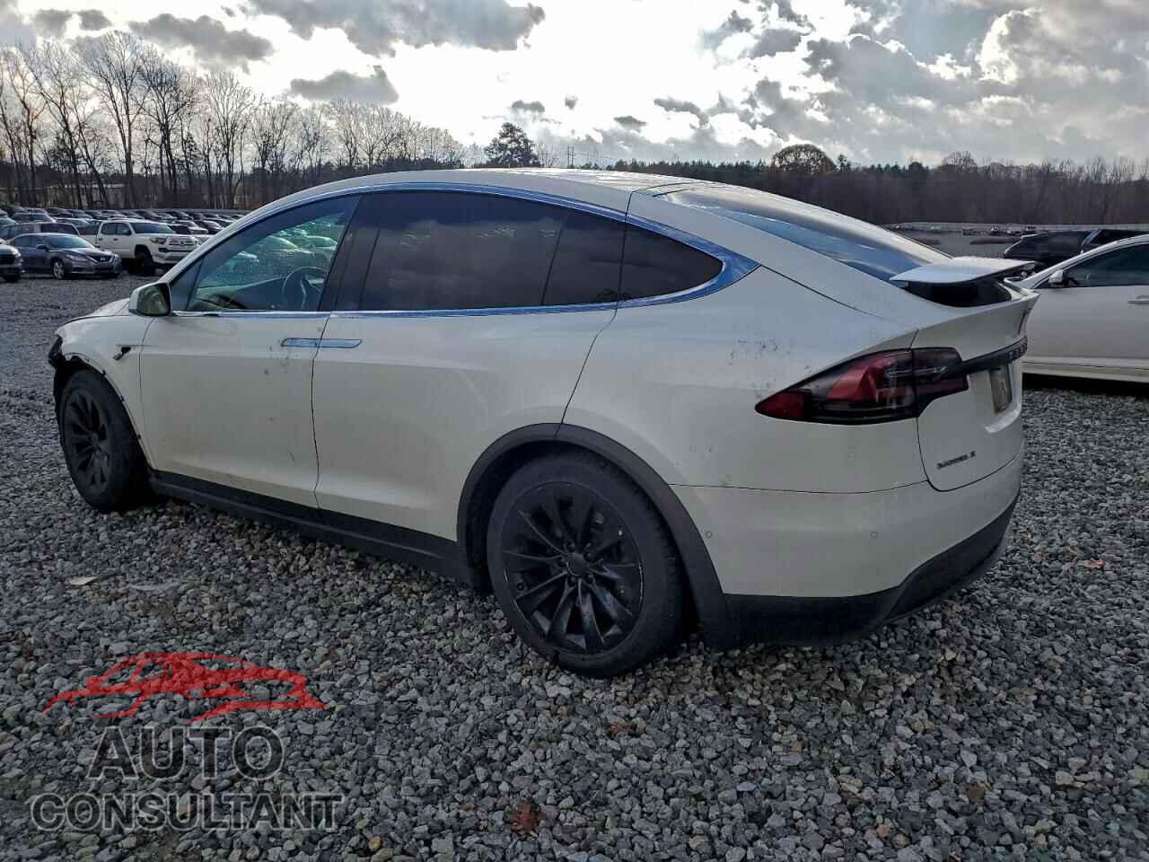 TESLA MODEL X 2017 - 5YJXCBE29HF064370
