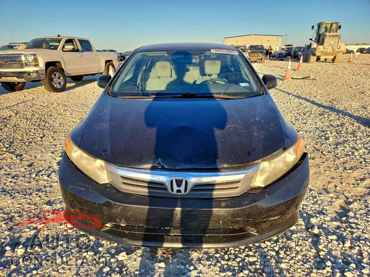 HONDA CIVIC 2012 - 2HGFB2F56CH594873