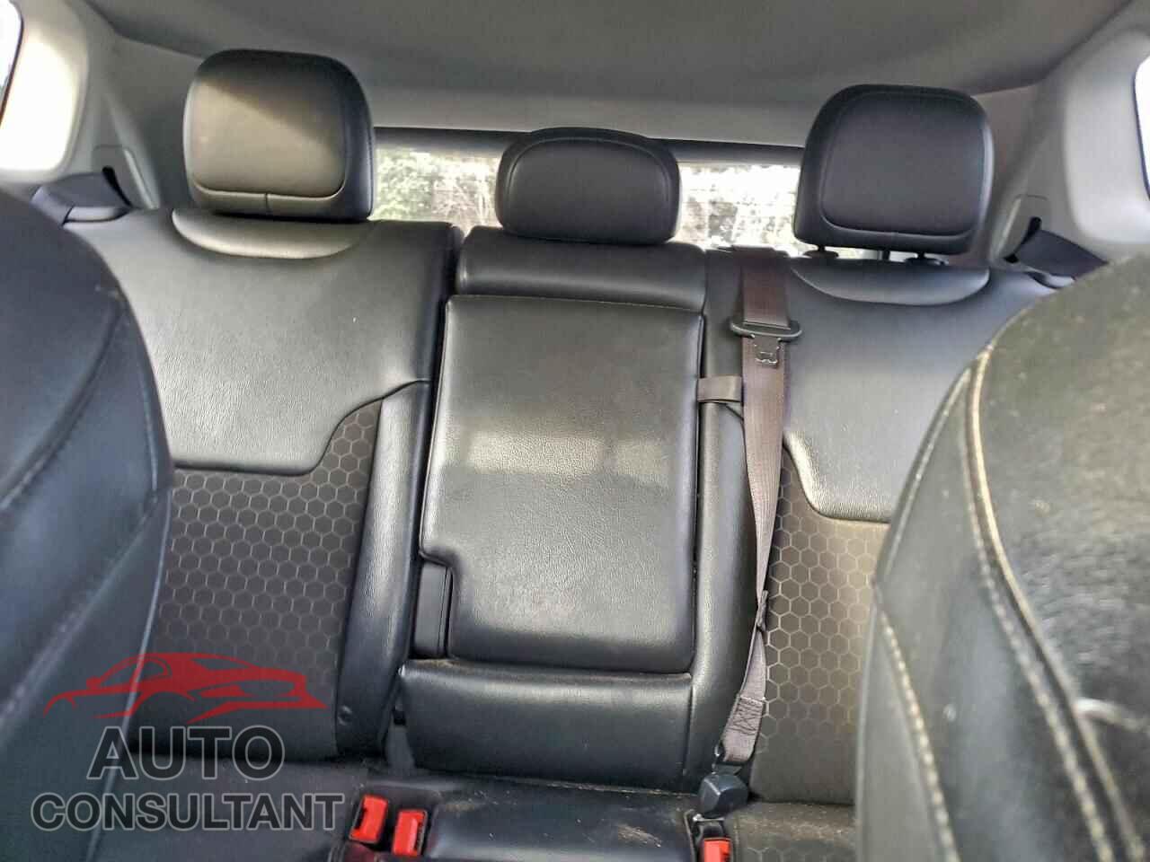 JEEP COMPASS 2021 - 3C4NJDBB7MT599710