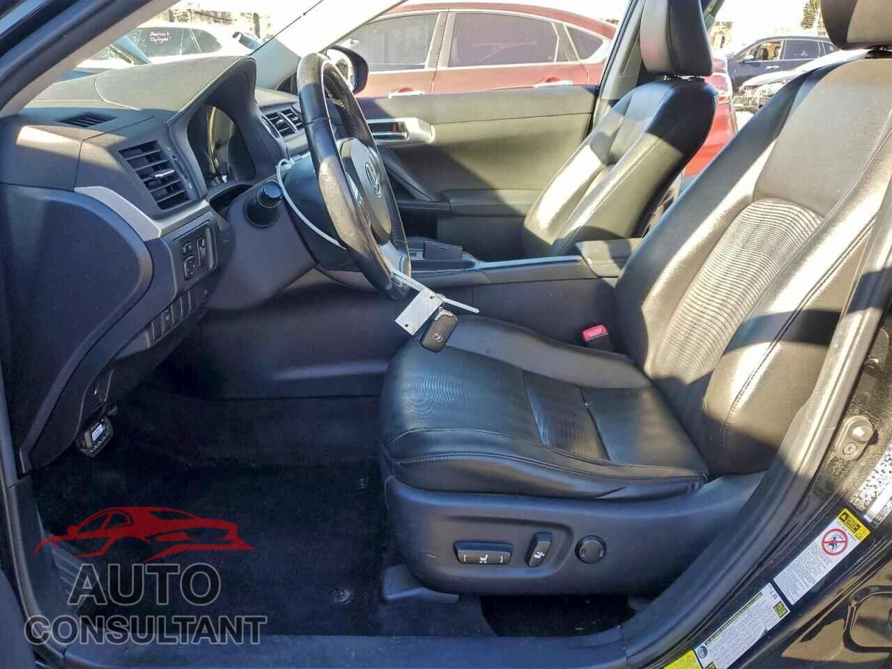 LEXUS CT 200 2011 - JTHKD5BH0B2026598