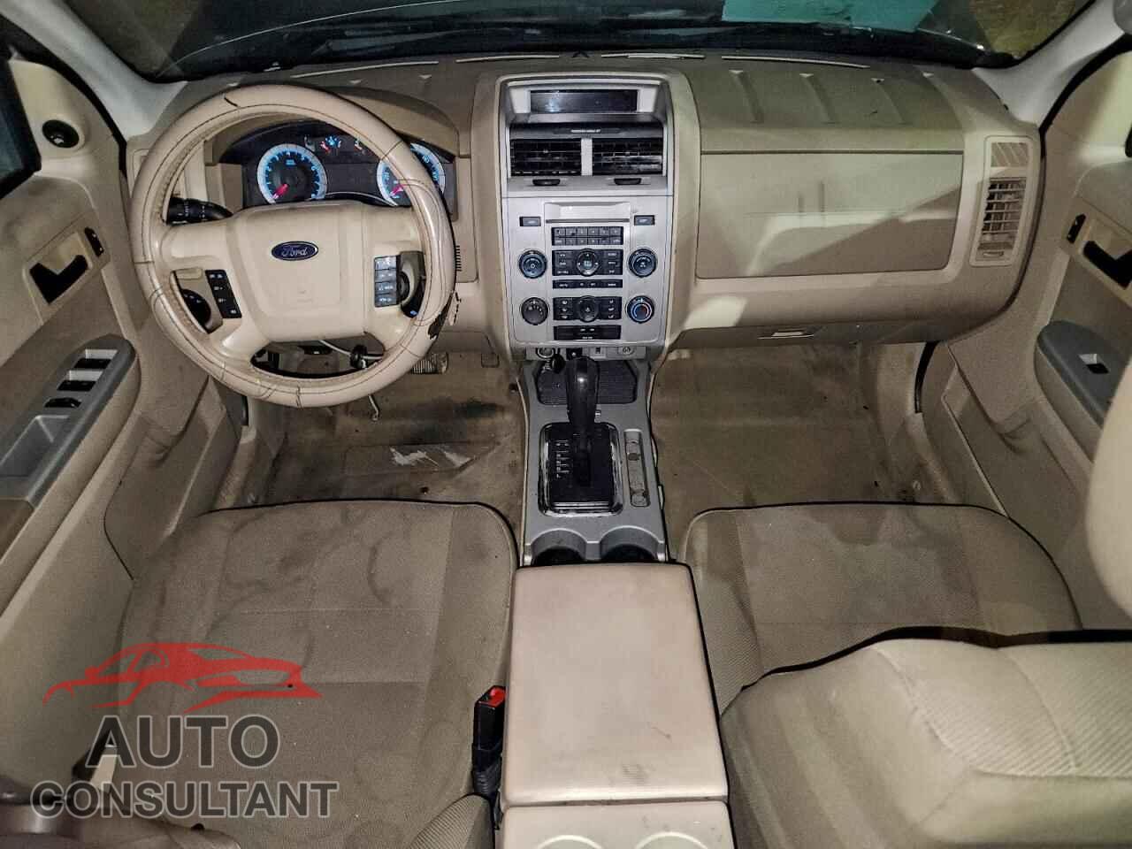 FORD ESCAPE 2010 - 1FMCU0D74AKA33710