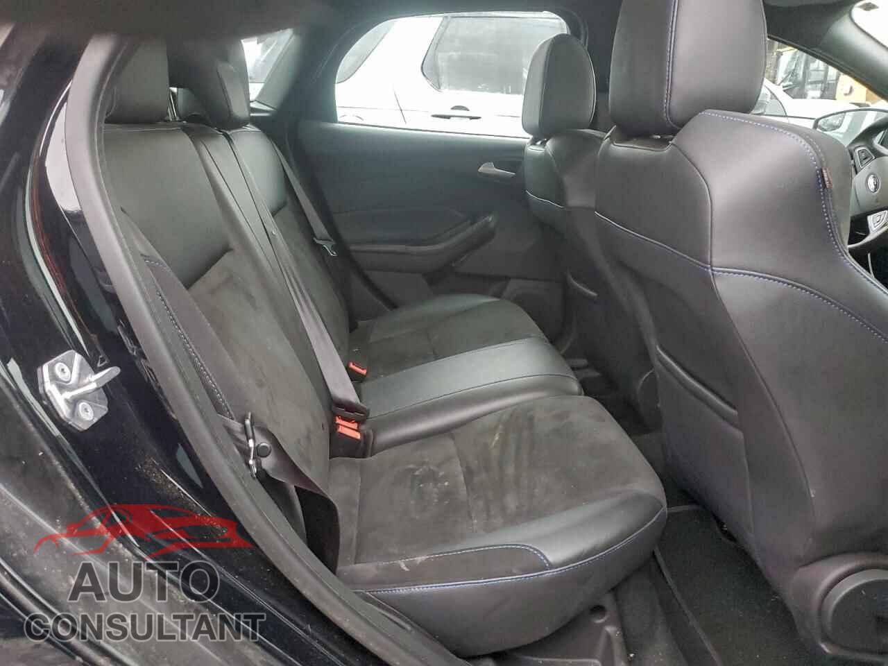FORD FOCUS 2017 - WF0DP3TH2H4120237