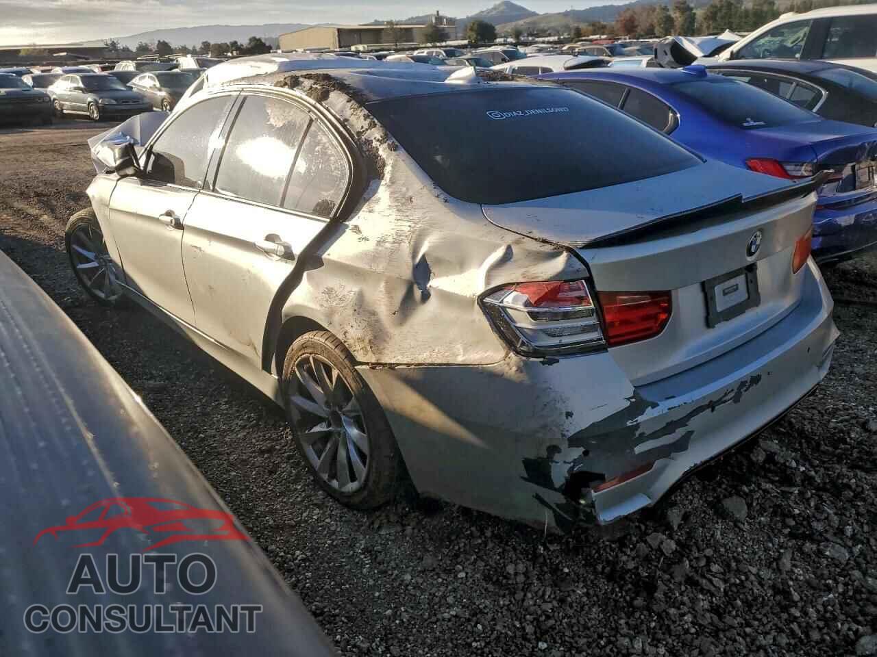 BMW 3 SERIES 2013 - WBA3A5C55DF602391