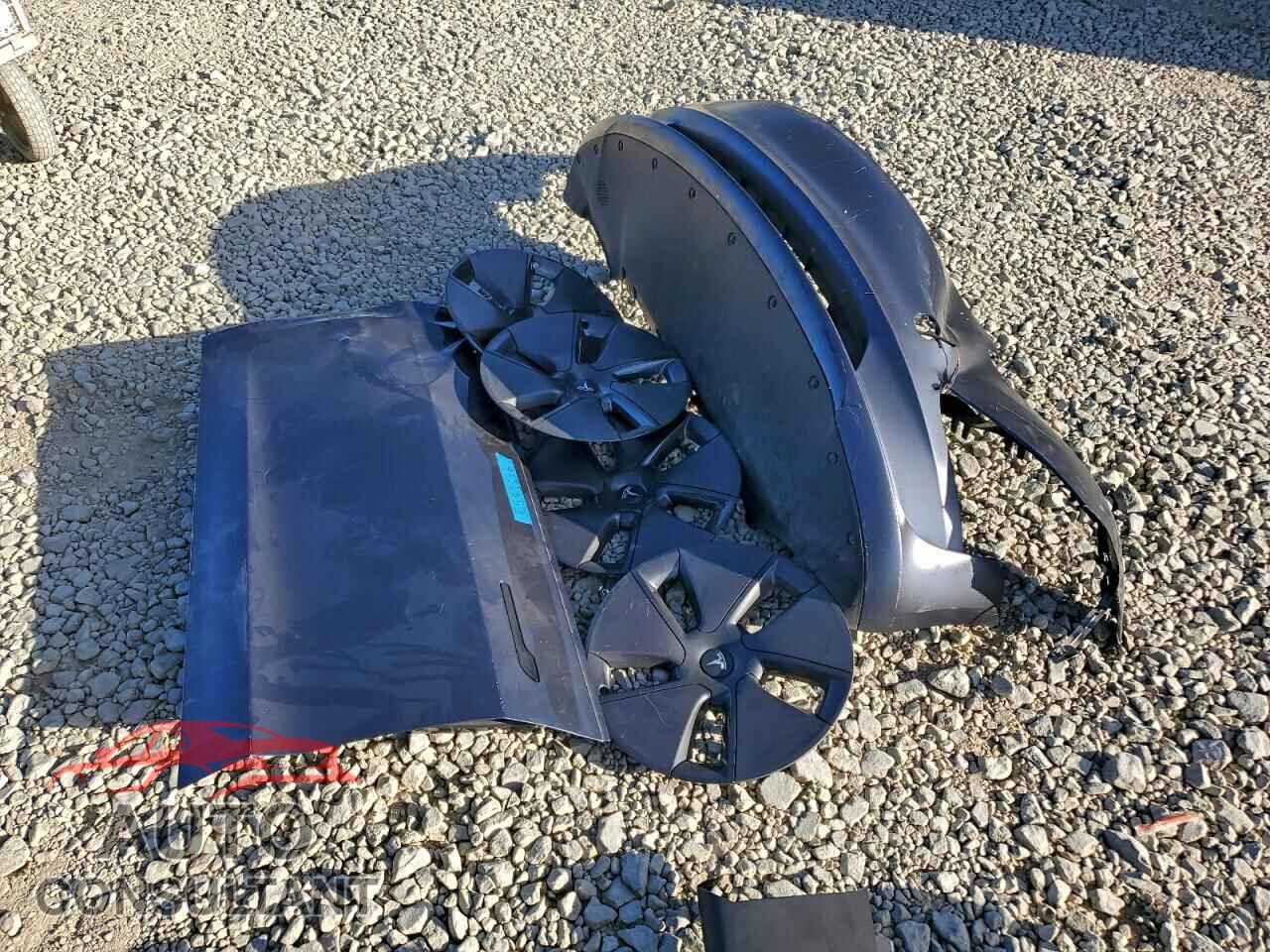 TESLA MODEL 3 2023 - 5YJ3E1EA3PF466376