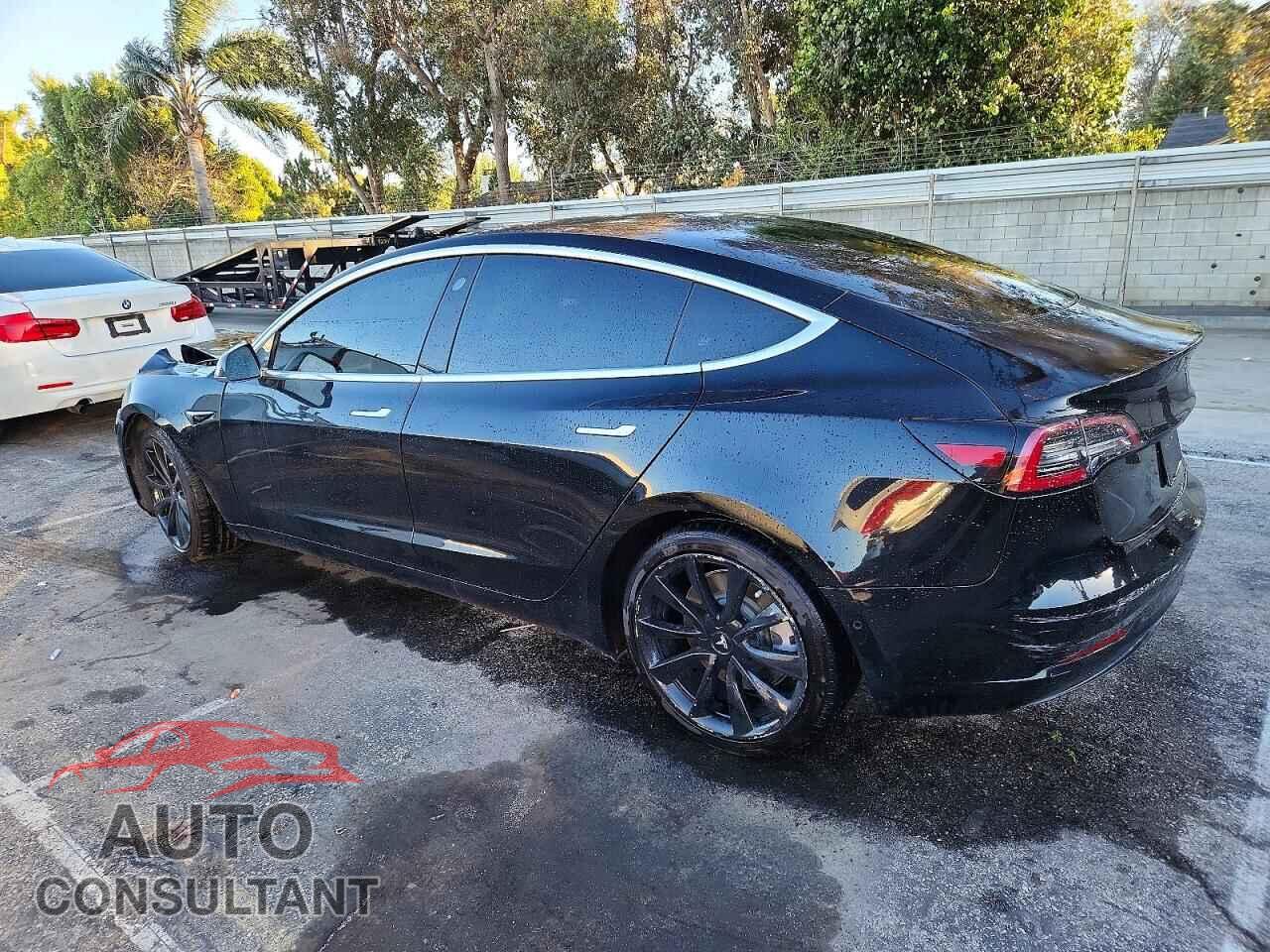 TESLA MODEL 3 2019 - 5YJ3E1EBXKF192479