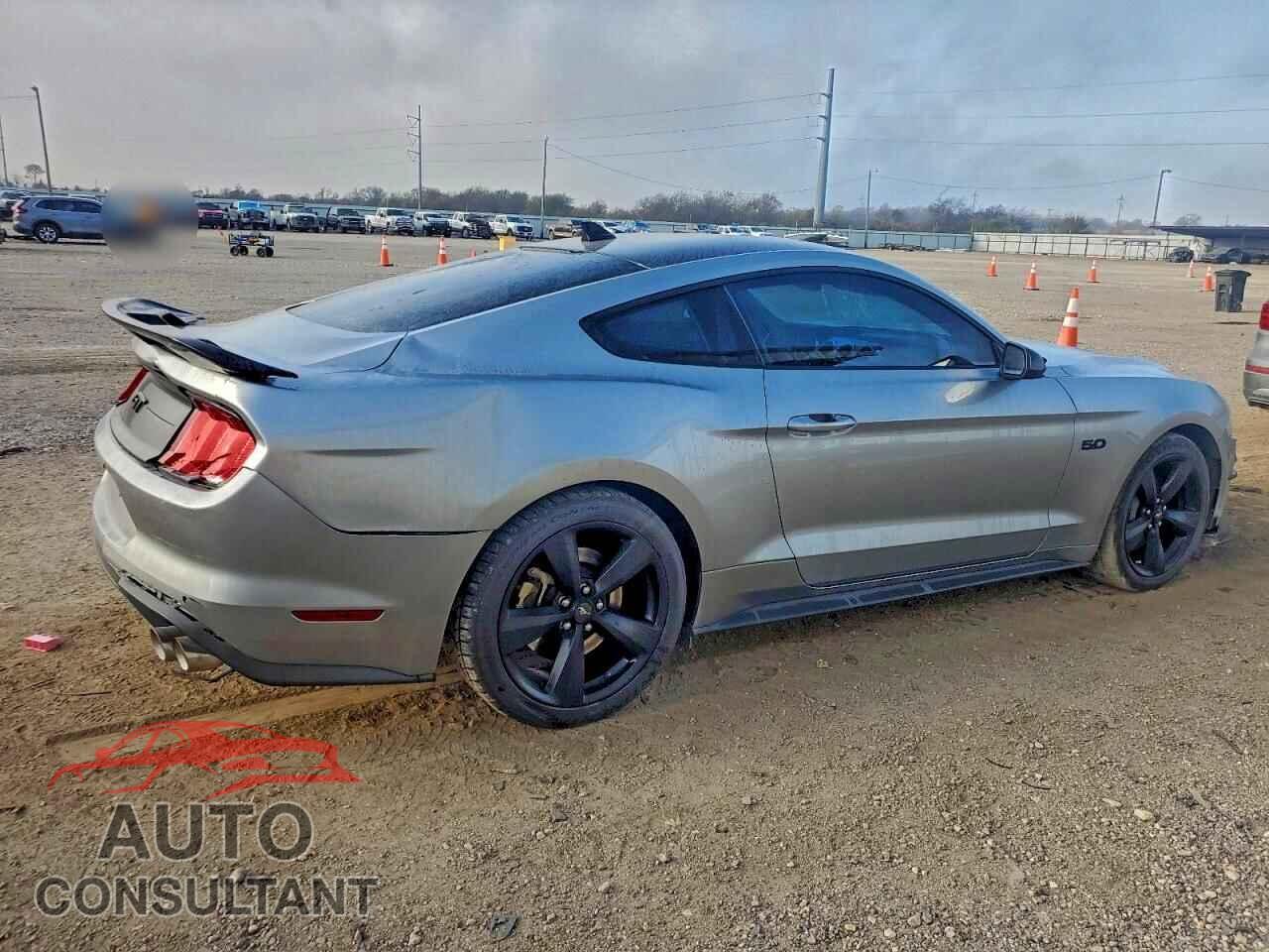 FORD MUSTANG 2021 - 1FA6P8CF1M5127360