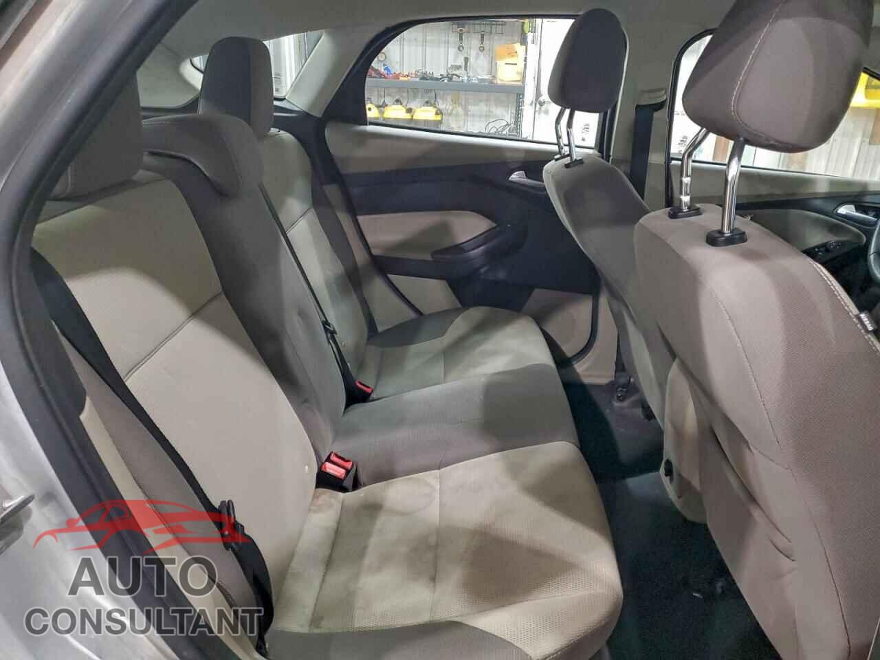 FORD FOCUS 2012 - 1FAHP3K29CL313295