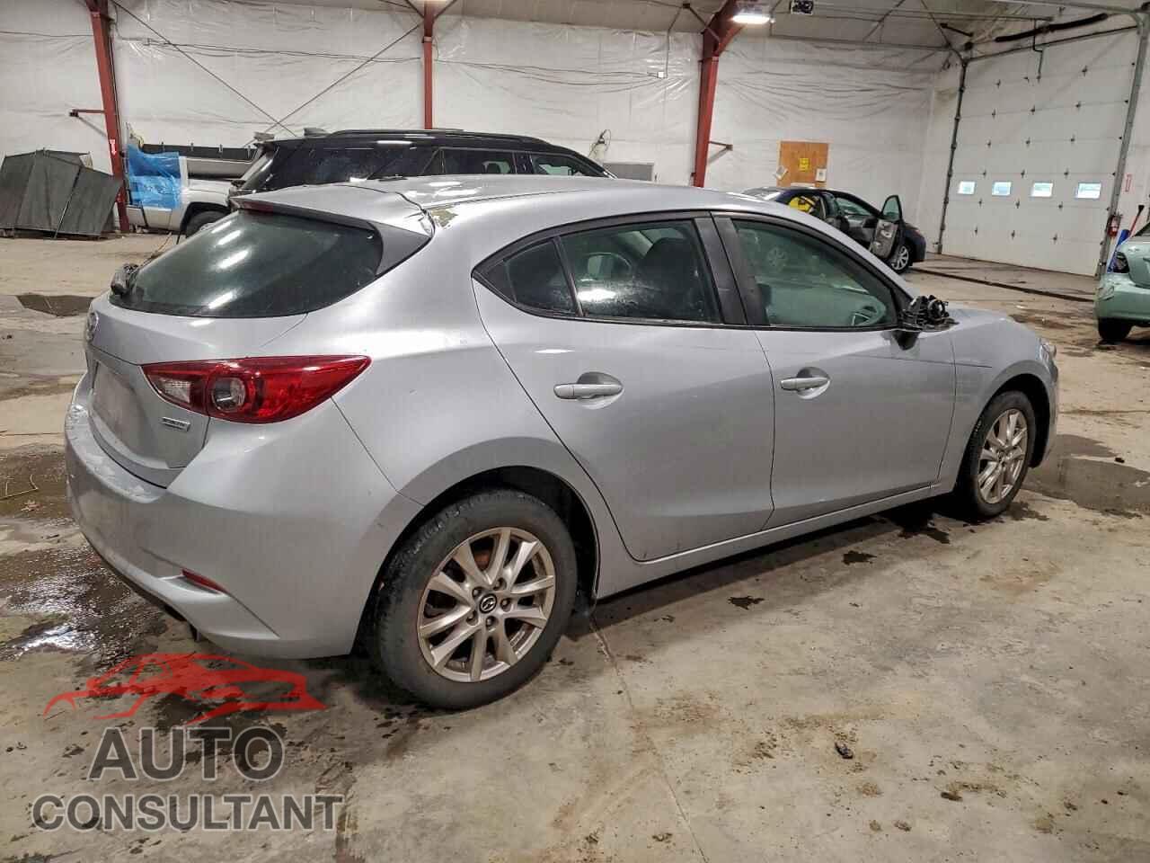 MAZDA 3 2017 - 3MZBN1K77HM104033