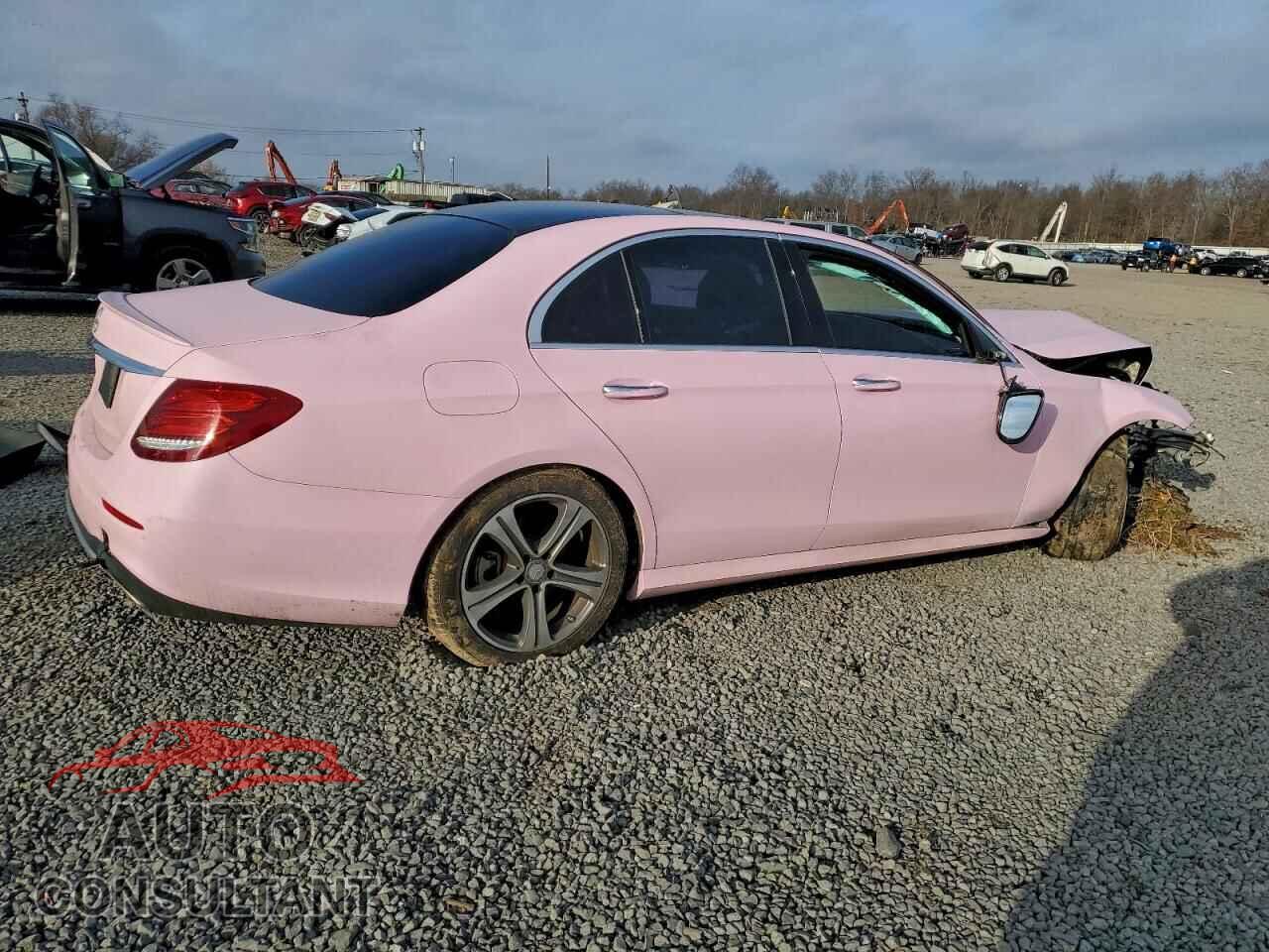 MERCEDES-BENZ E-CLASS 2017 - WDDZF4KB8HA109264