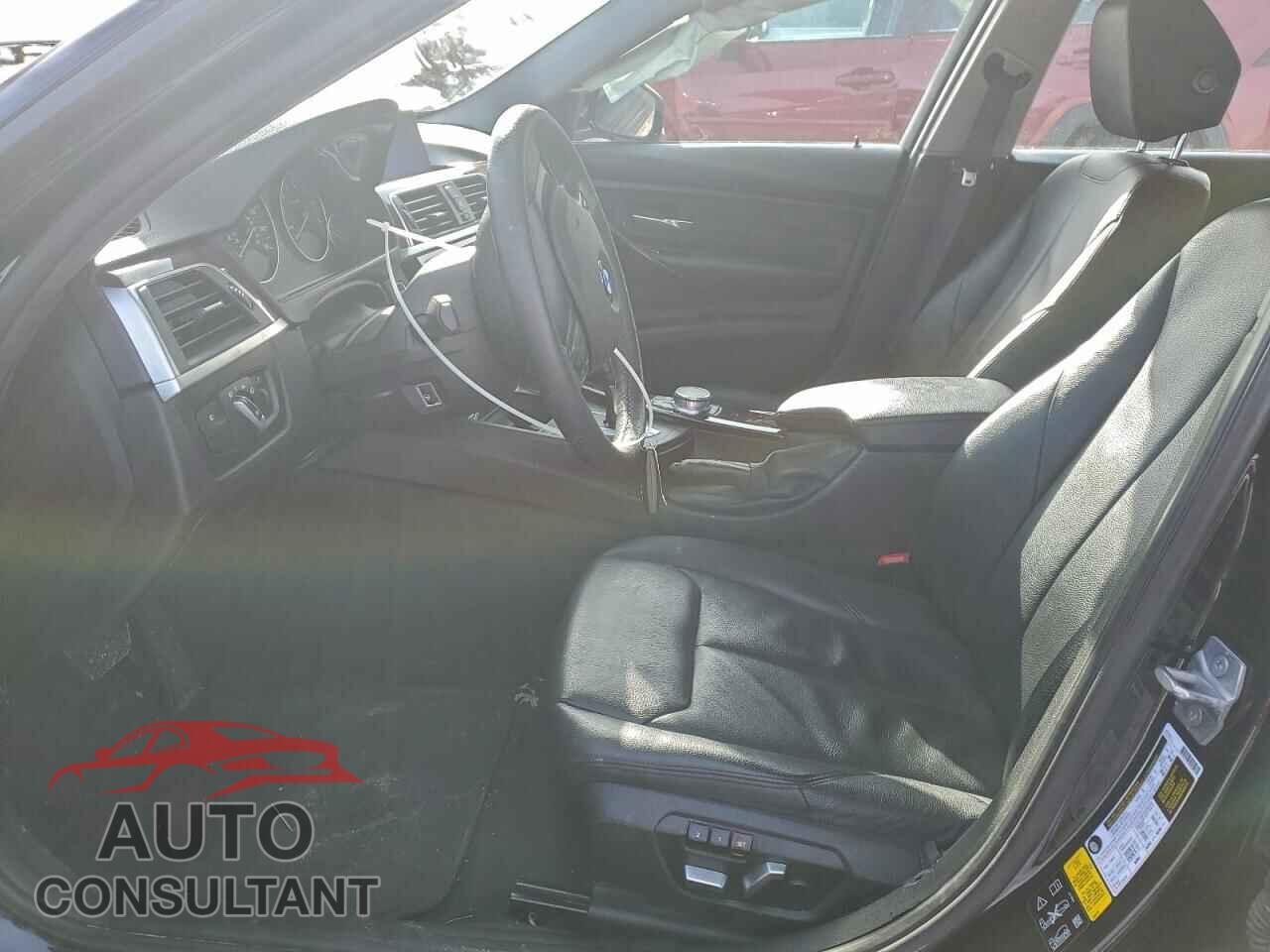 BMW 3 SERIES 2017 - WBA8A3C37HK692729