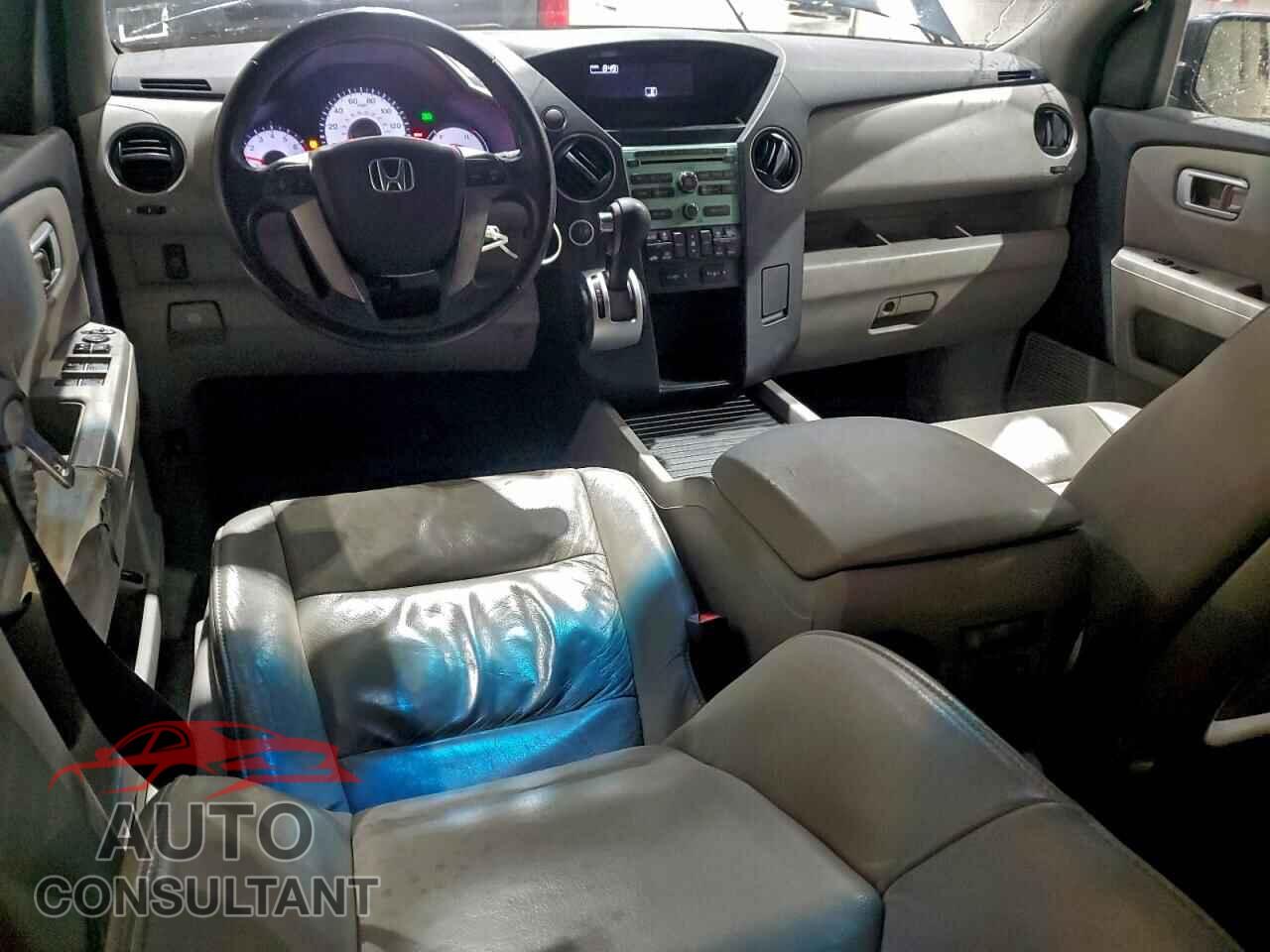 HONDA PILOT 2011 - 5FNYF4H53BB035242