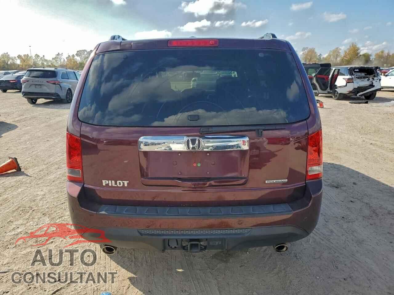 HONDA PILOT 2013 - 5FNYF3H95DB014411