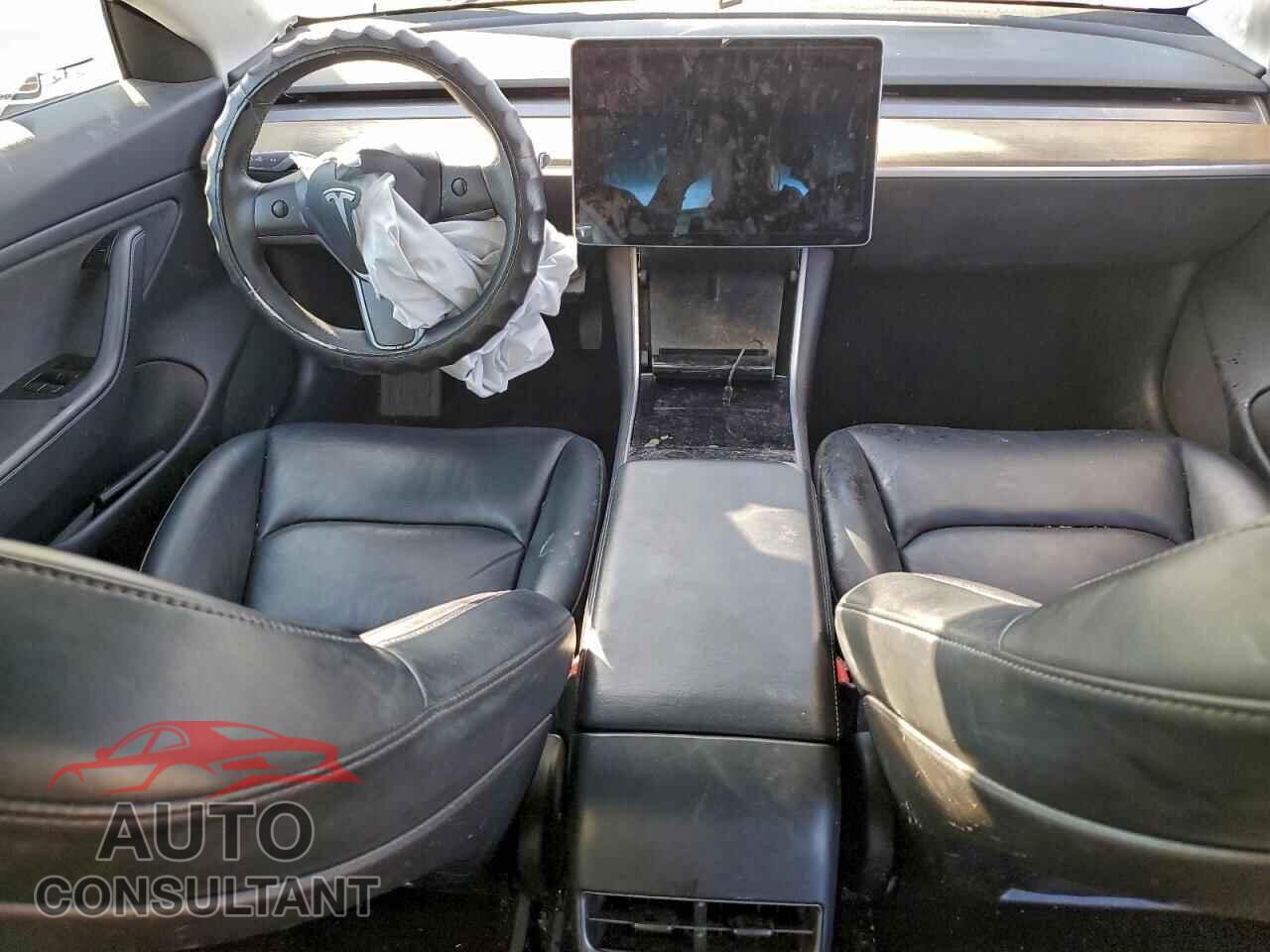 TESLA MODEL 3 2019 - 5YJ3E1EB6KF433258