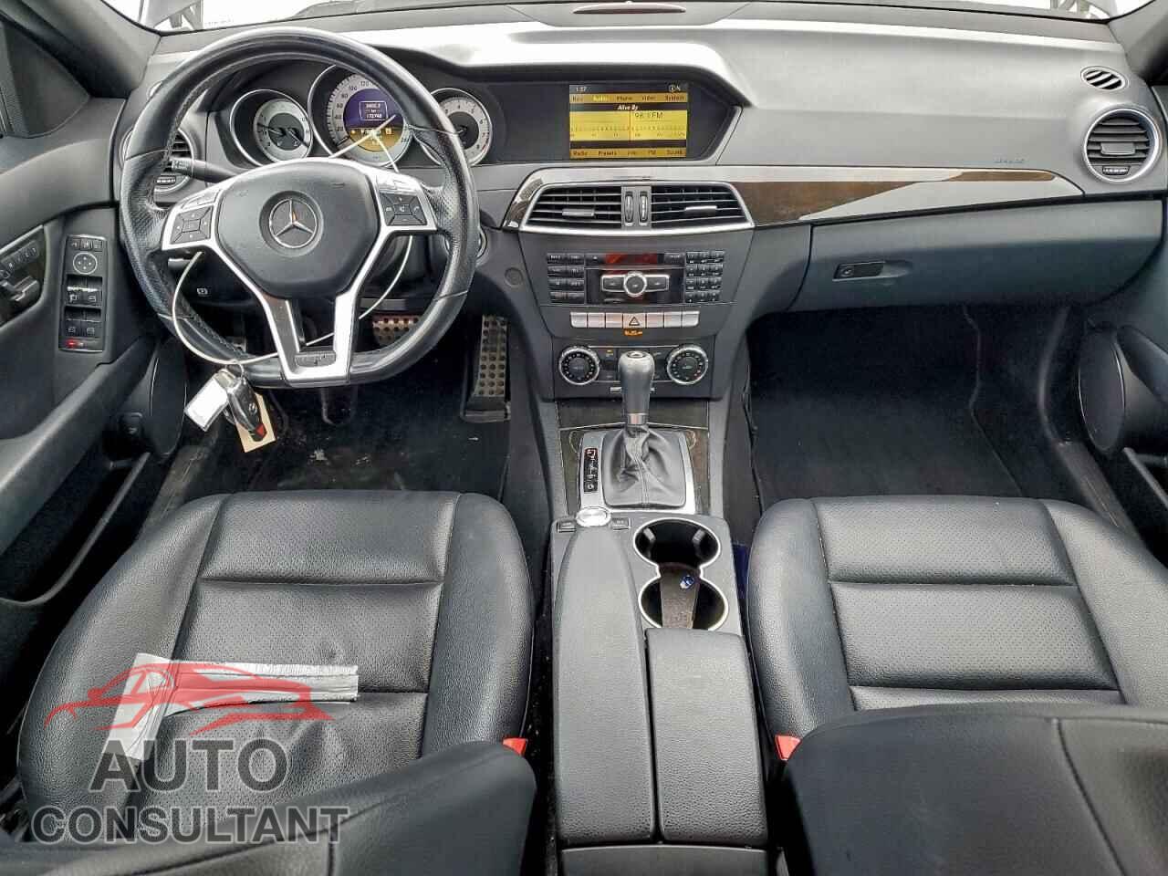 MERCEDES-BENZ C-CLASS 2012 - WDDGF8BB6CA604232