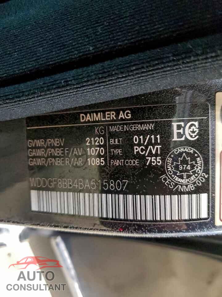 MERCEDES-BENZ C-CLASS 2011 - WDDGF8BB4BA515807