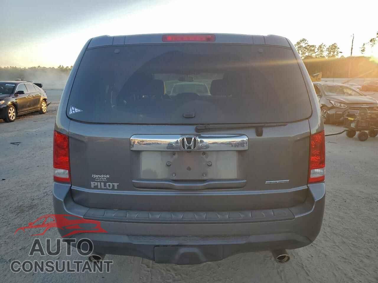 HONDA PILOT 2015 - 5FNYF3H35FB034771