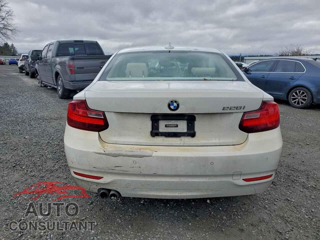 BMW 2 SERIES 2015 - WBA1F5C57FV256765