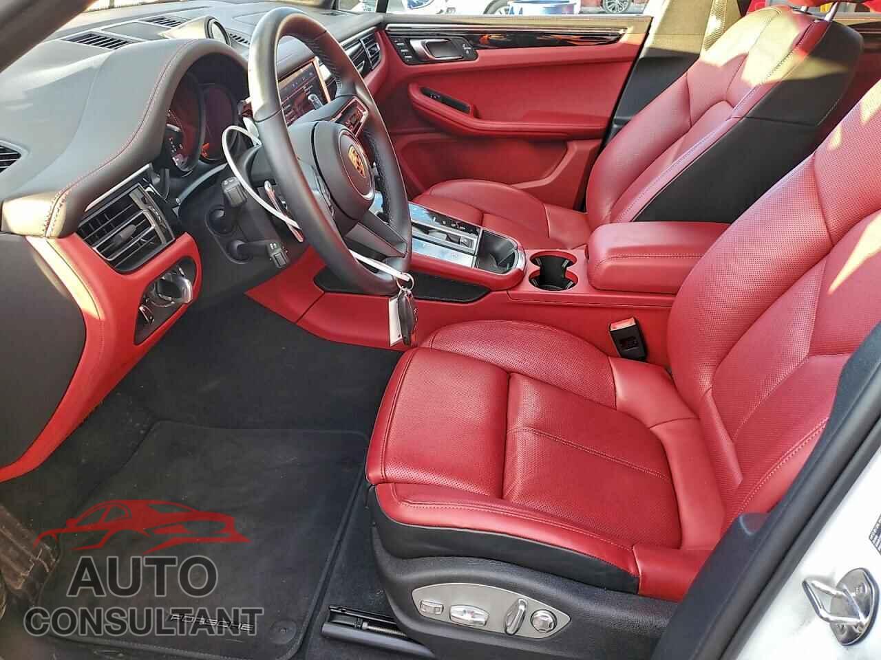 PORSCHE MACAN BASE 2024 - WP1AA2A57RLB18998