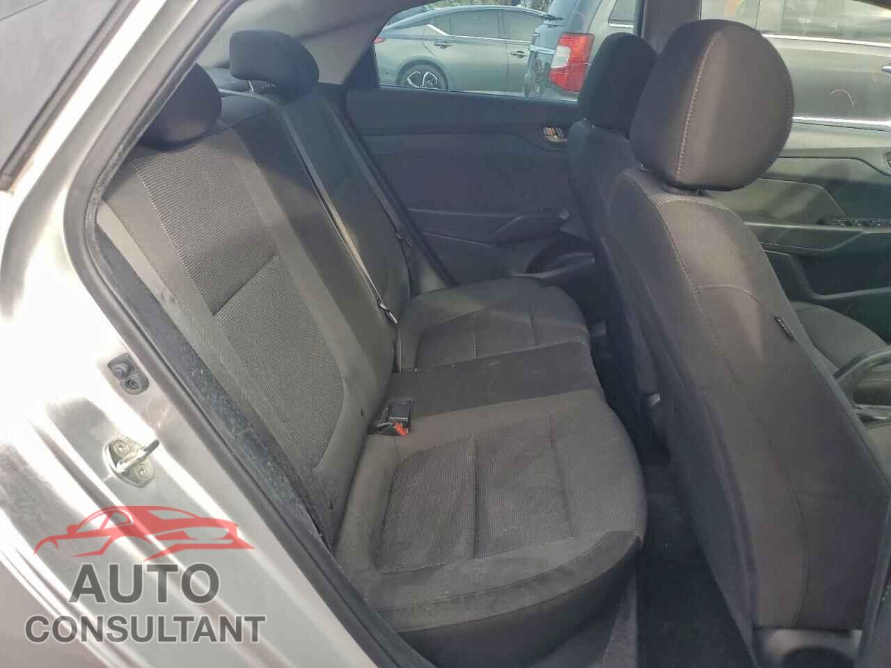HYUNDAI ACCENT 2018 - 3KPC24A34JE014788