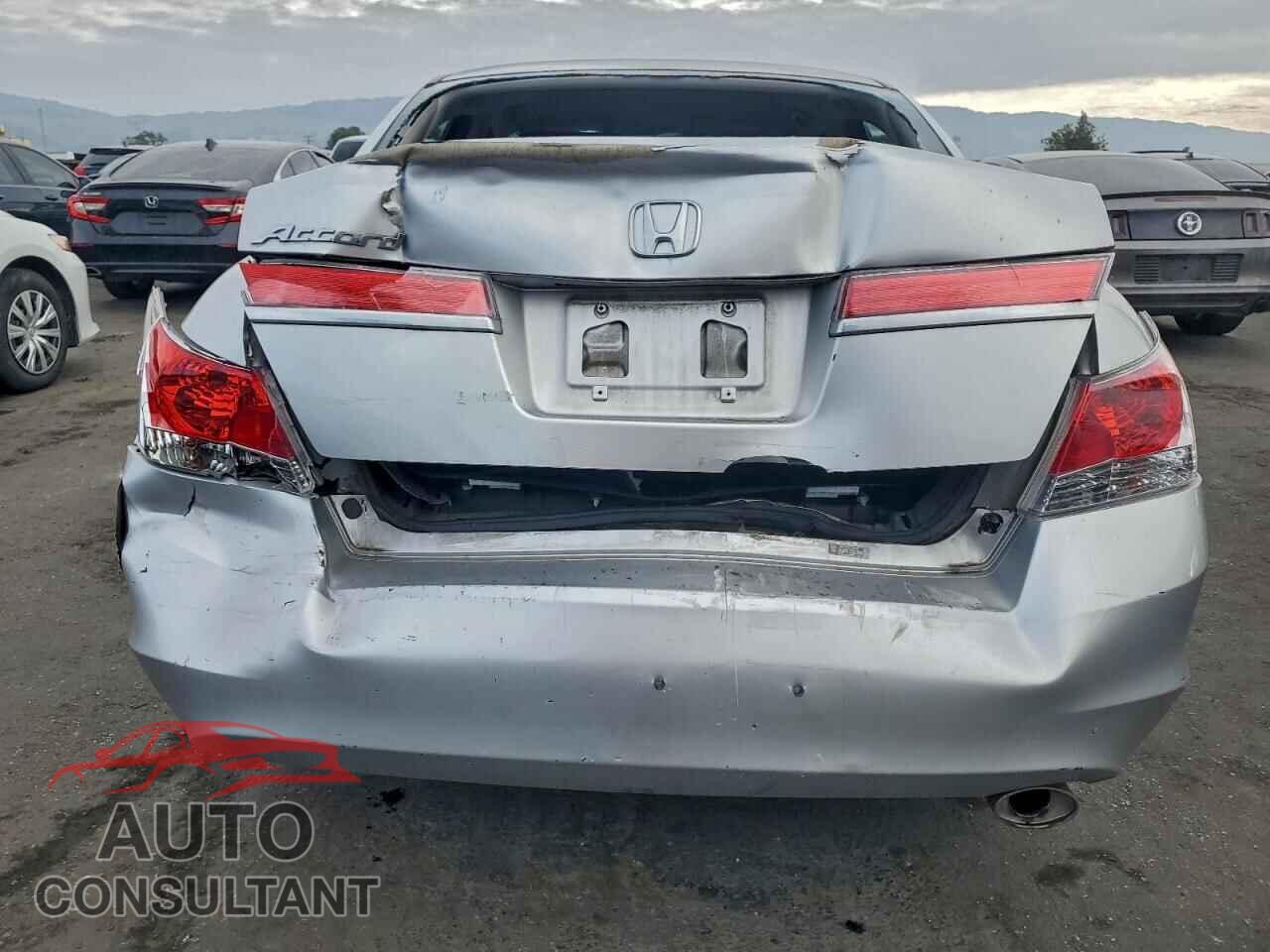 HONDA ACCORD 2012 - 1HGCP2F36CA181305
