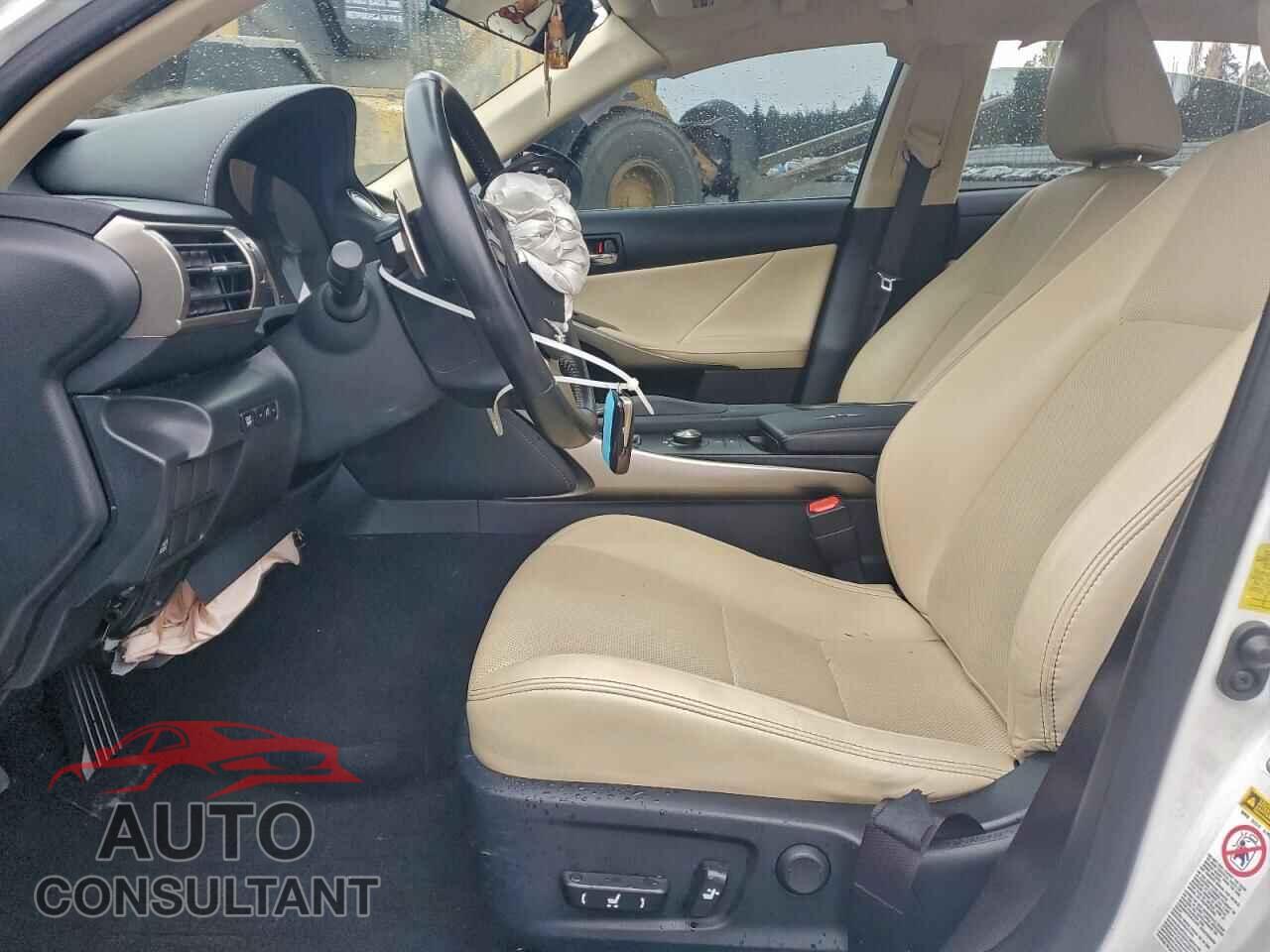 LEXUS IS 2015 - JTHCF1D21F5022418