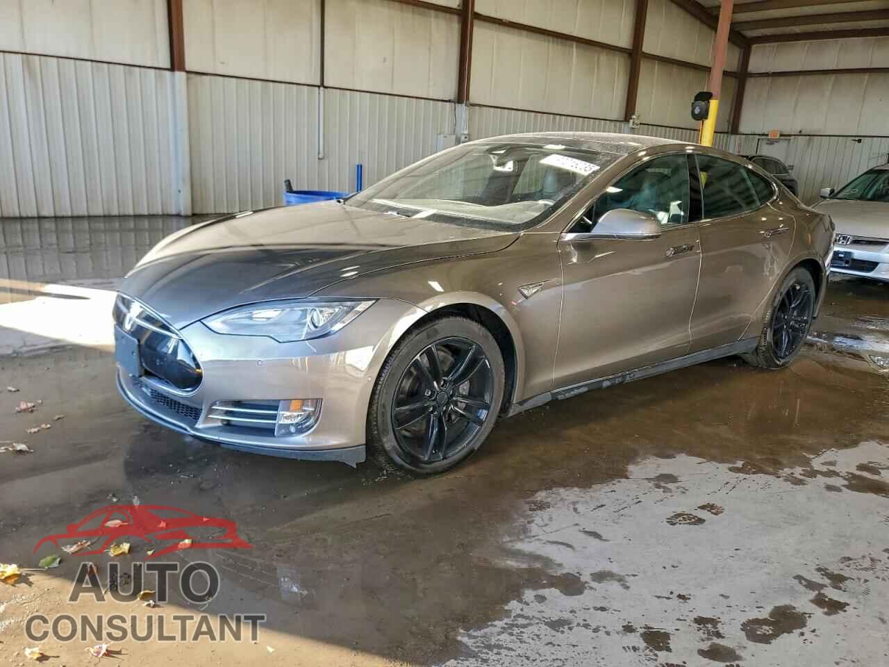TESLA MODEL S 2015 - 5YJSA1S24FF095523