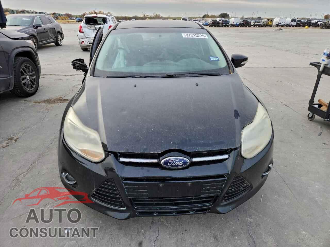 FORD FOCUS 2014 - 1FADP3F2XEL161524