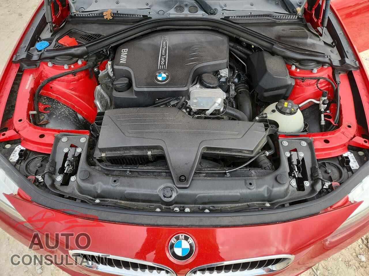BMW 3 SERIES 2016 - WBA8E1G50GNU12098